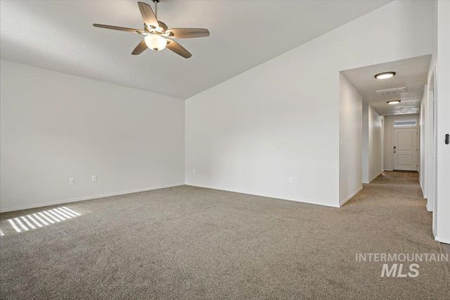 7565 E Bratton Dr., Nampa, ID 83687