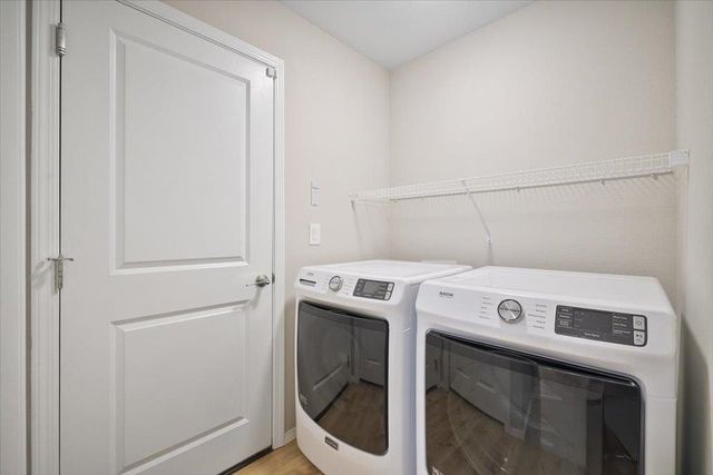 8553 N James Dr, Spokane, WA 99208