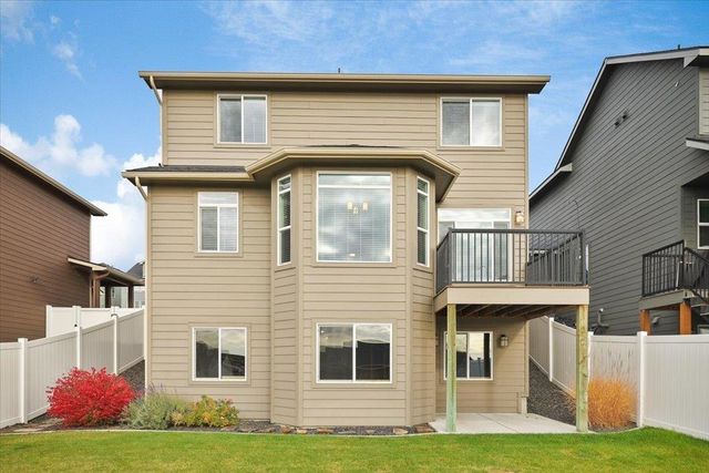 8553 N James Dr, Spokane, WA 99208