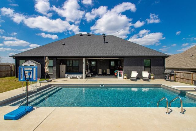 132 Harmony Village Drive, Haskell, AR 72015