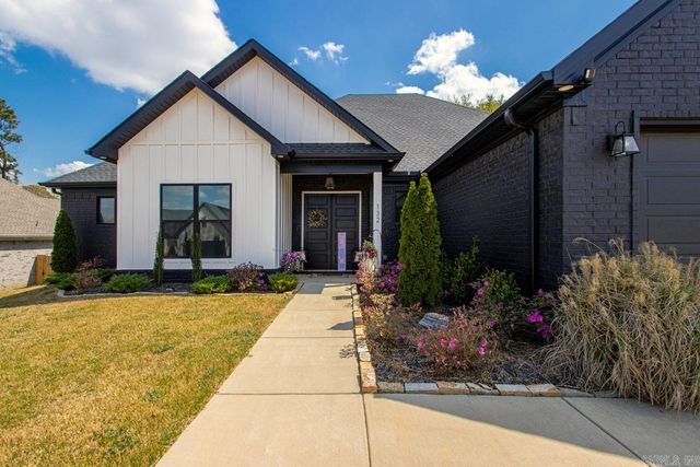 132 Harmony Village Drive, Haskell, AR 72015