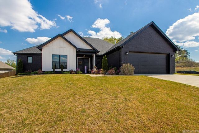 132 Harmony Village Drive, Haskell, AR 72015