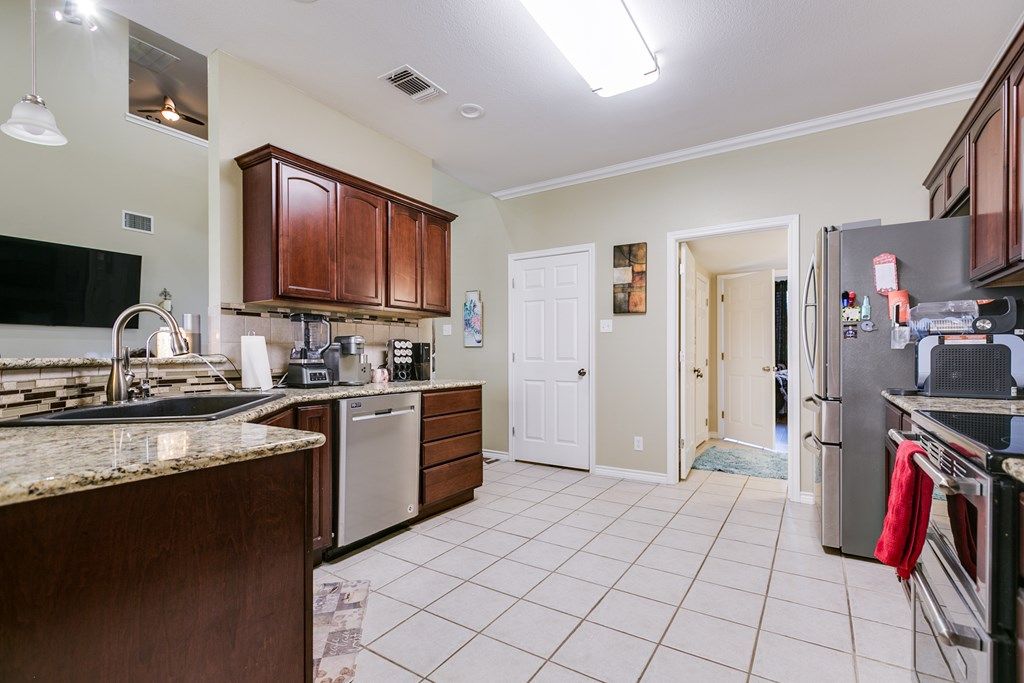 Image 19 of property listing at 6017 Melrose Ave, San Angelo, TX 76901