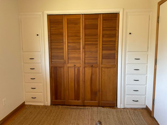 20425 Powers Avenue, Dearborn Heights, MI 48125