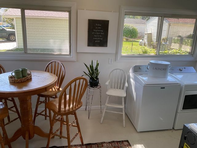 20425 Powers Avenue, Dearborn Heights, MI 48125