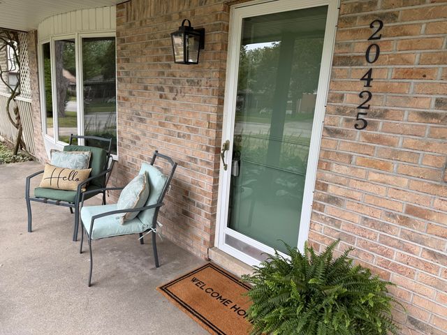 20425 Powers Avenue, Dearborn Heights, MI 48125