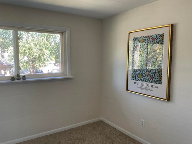 20425 Powers Avenue, Dearborn Heights, MI 48125