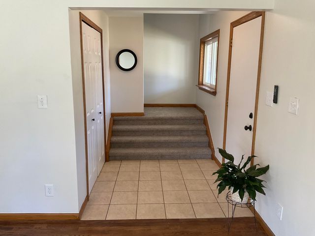 20425 Powers Avenue, Dearborn Heights, MI 48125