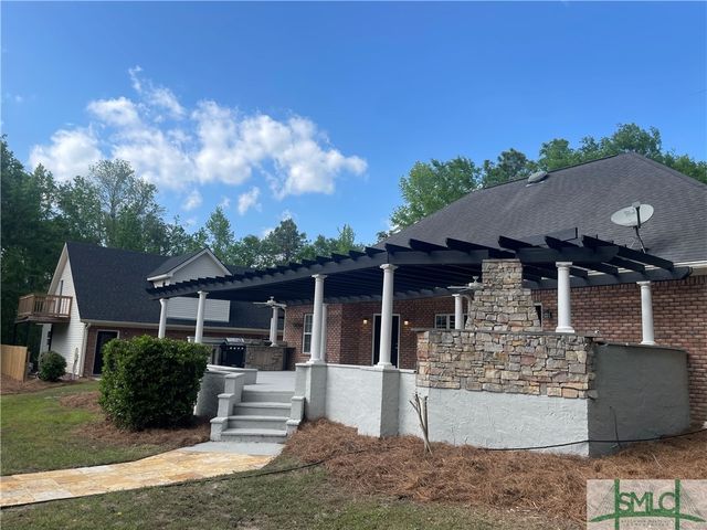 589 Old Mill Creek Road, Ellabell, GA 31308