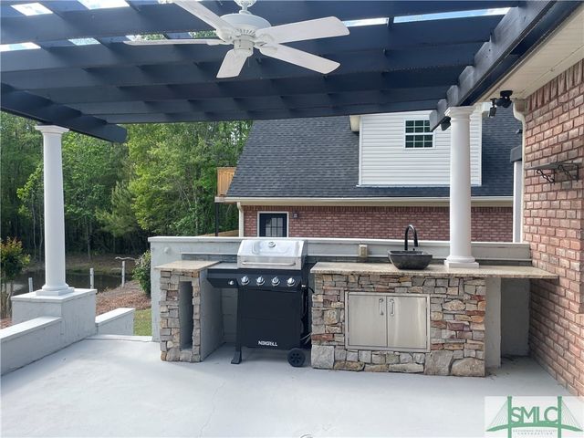 589 Old Mill Creek Road, Ellabell, GA 31308