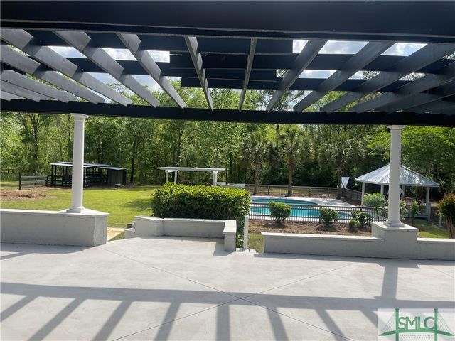 589 Old Mill Creek Road, Ellabell, GA 31308