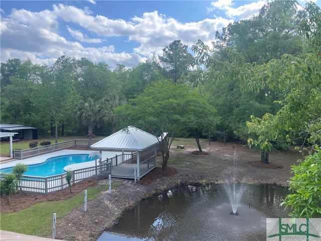 589 Old Mill Creek Road, Ellabell, GA 31308