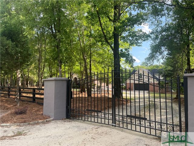 589 Old Mill Creek Road, Ellabell, GA 31308