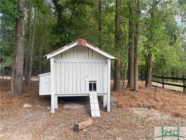 589 Old Mill Creek Road, Ellabell, GA 31308