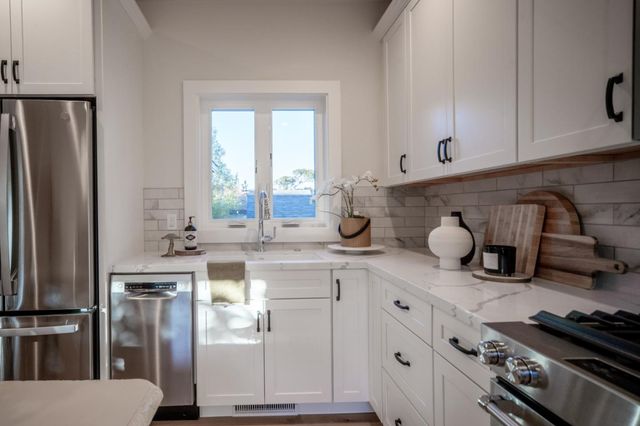 311 Lobos Avenue, Pacific Grove, CA 93950