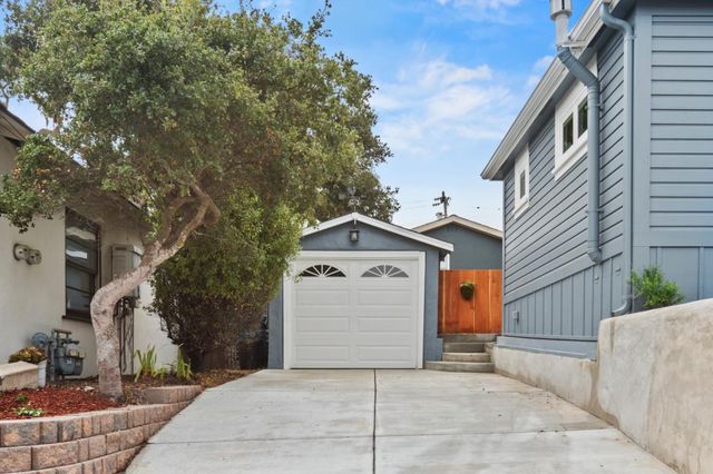 311 Lobos Avenue, Pacific Grove, CA 93950