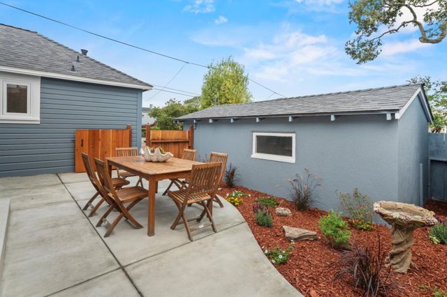 311 Lobos Avenue, Pacific Grove, CA 93950