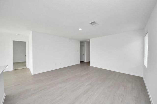 213 Nicholas Road, Wharton, TX 77488