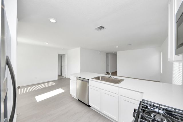 213 Nicholas Road, Wharton, TX 77488