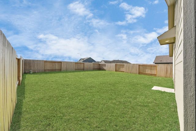 213 Nicholas Road, Wharton, TX 77488