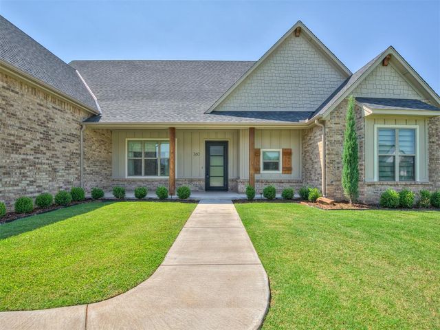 360 Old Farm Road, Edmond, OK 73034