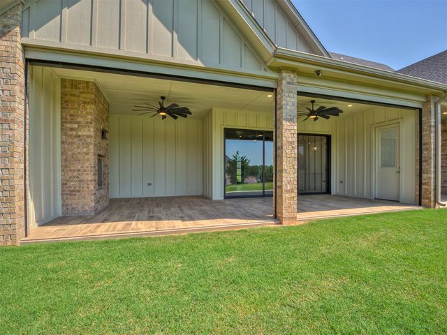 360 Old Farm Road, Edmond, OK 73034