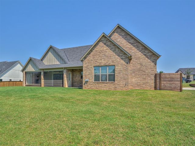 360 Old Farm Road, Edmond, OK 73034