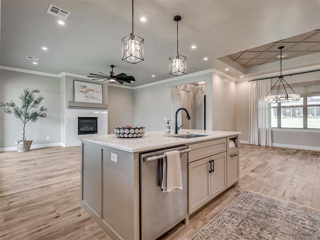 360 Old Farm Road, Edmond, OK 73034