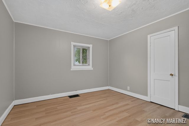 853 California Street NW, Grand Rapids, MI 49504