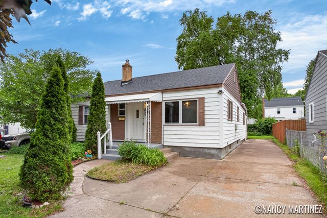 853 California Street NW, Grand Rapids, MI 49504