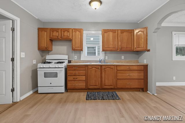853 California Street NW, Grand Rapids, MI 49504