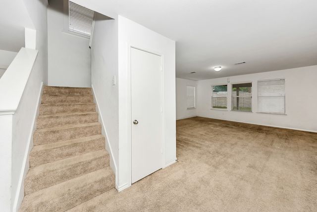 6021 Lucas Court, Fort Worth, TX 76119