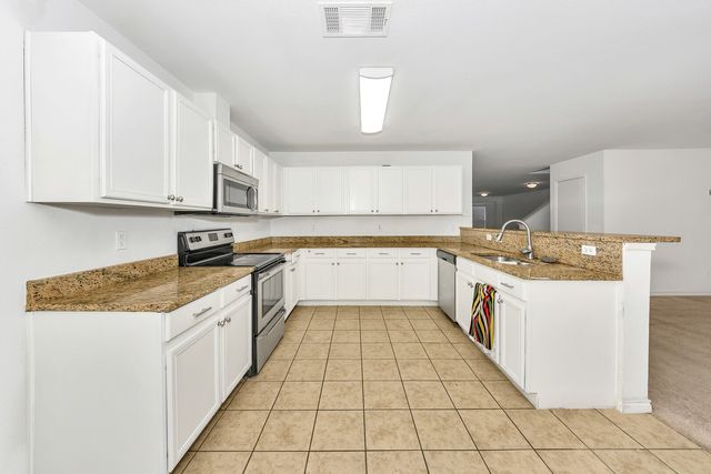 6021 Lucas Court, Fort Worth, TX 76119