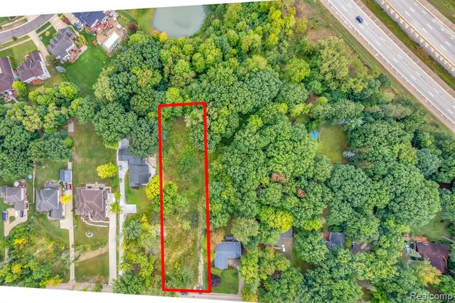 3459 Hazelton Avenue, Rochester Hills, MI 48316