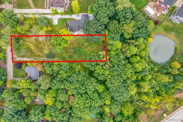 3459 Hazelton Avenue, Rochester Hills, MI 48316