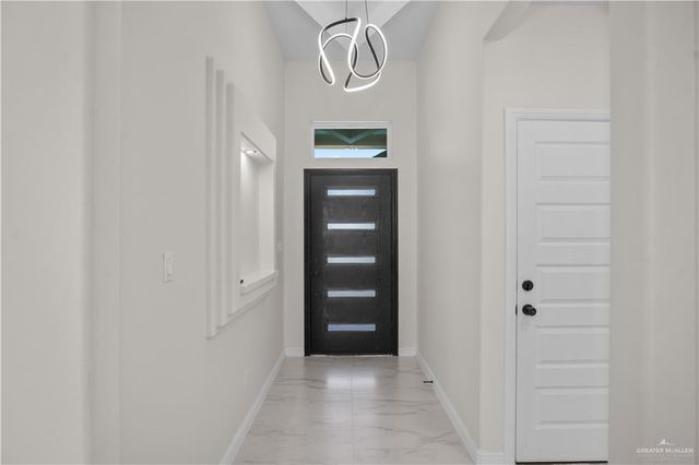 541 Candela Street, Edinburg, TX 78542