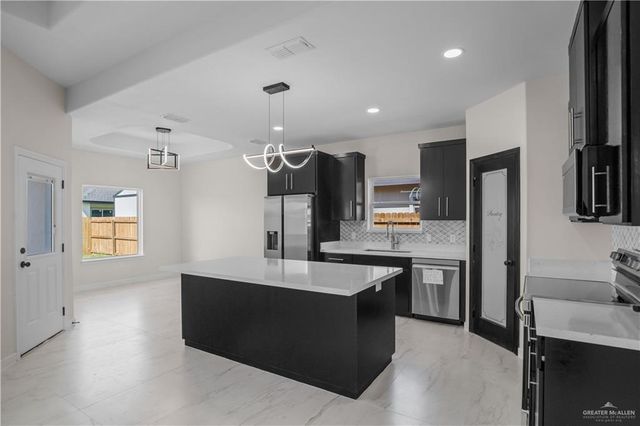 541 Candela Street, Edinburg, TX 78542