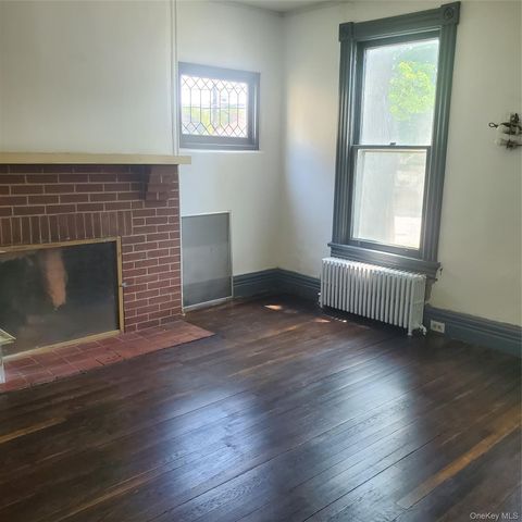 111 B Vineyard Avenue 111 B, Highland, NY 12528