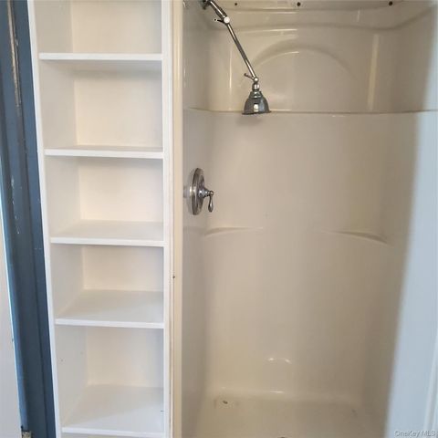 111 B Vineyard Avenue 111 B, Highland, NY 12528