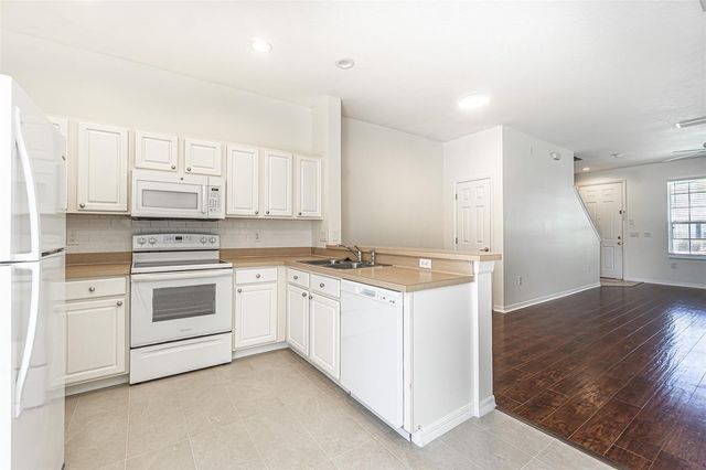 11676 DECLARATION DRIVE, Tampa, FL 33635