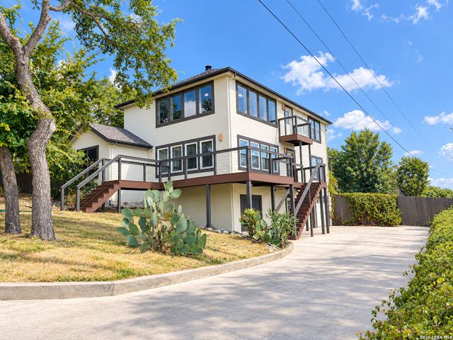 101 MISSION DR, New Braunfels, TX 78130