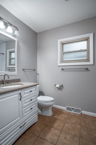 803 16th Street, Bettendorf, IA 52722