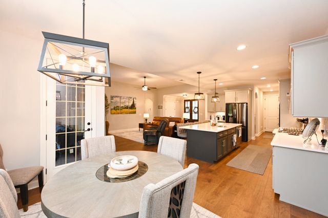 963 Luxborough Dr, Hendersonville, TN 37075
