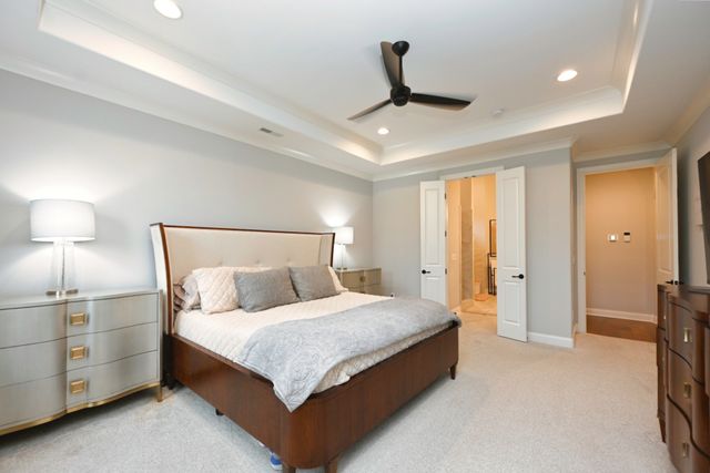 963 Luxborough Dr, Hendersonville, TN 37075