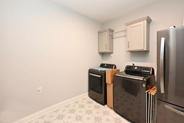 963 Luxborough Dr, Hendersonville, TN 37075