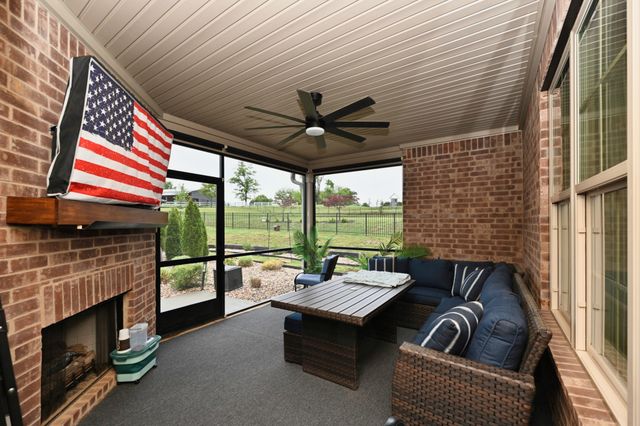 963 Luxborough Dr, Hendersonville, TN 37075