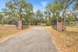 9080 Horseshoe Bar Rd, Loomis, CA 95650