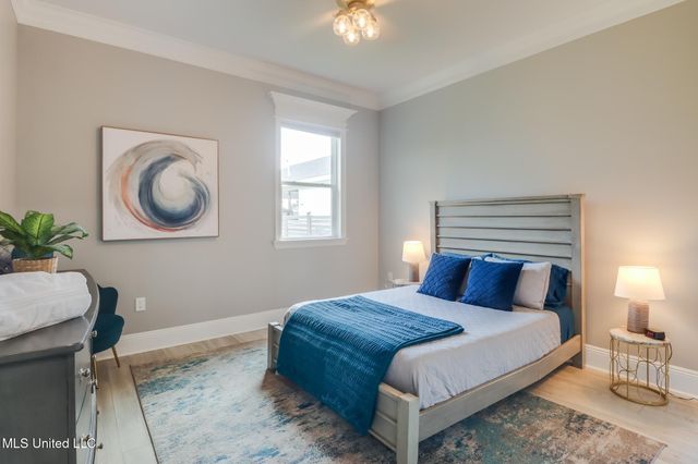 1411 2nd Street, Gulfport, MS 39501