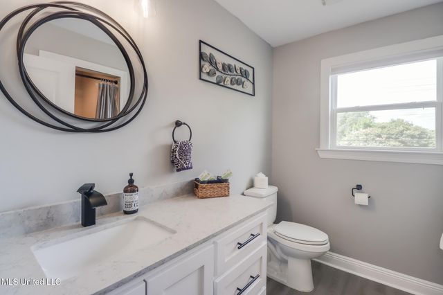 1411 2nd Street, Gulfport, MS 39501