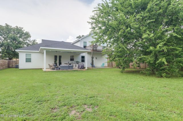 1411 2nd Street, Gulfport, MS 39501